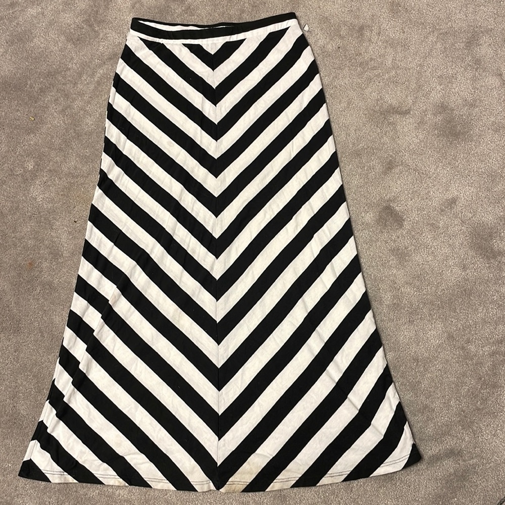 Arizona Jeans long skirt. Size L(14)